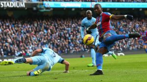 premier-league-yannick-bolasie-crystal-palace-manchester-city-shot_3242892
