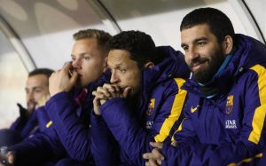 arda-banquillo-ipurua-1459700157443