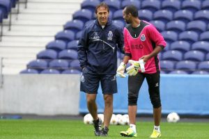 FUTEBOL - Lopetegui e Helton. Treino do Porto, realizado no Estadio do Dragao no Porto. Domingo, 28 de Setembro de 2014. ( VITOR GARCEZ/ASF ).