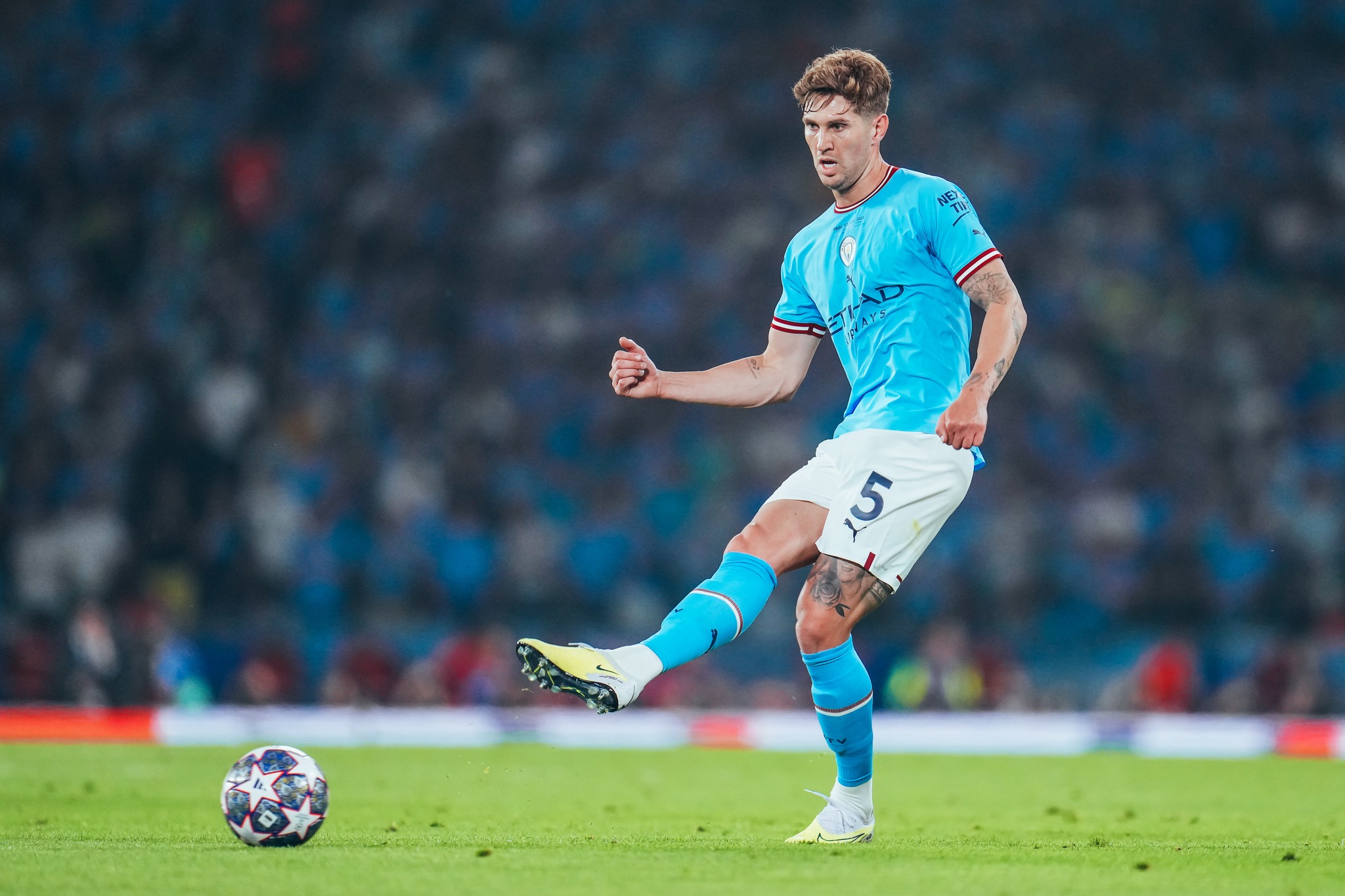 OFICIAL: Mais uma saída importante no Man City