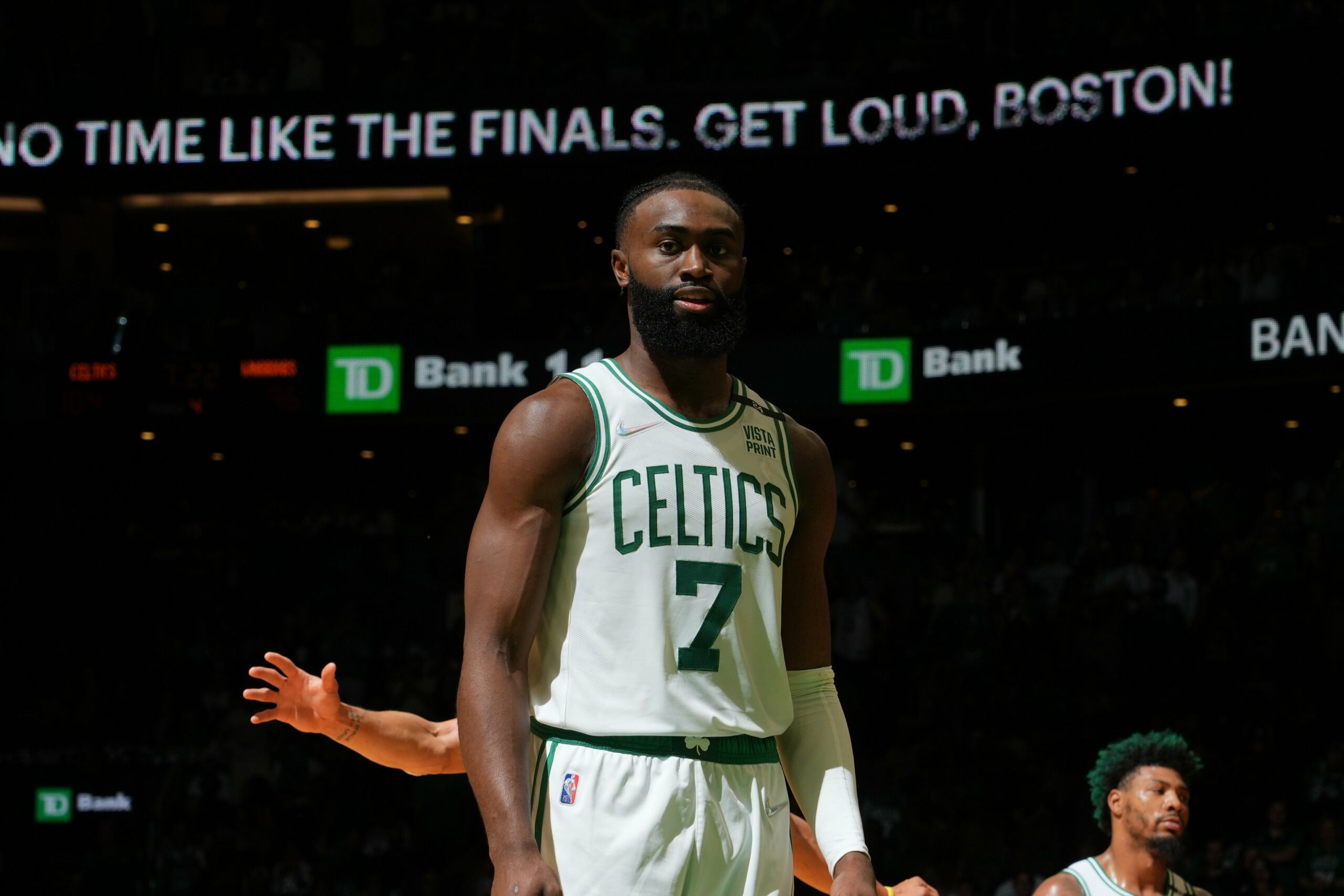 Celtics trocam Jaylen Brown