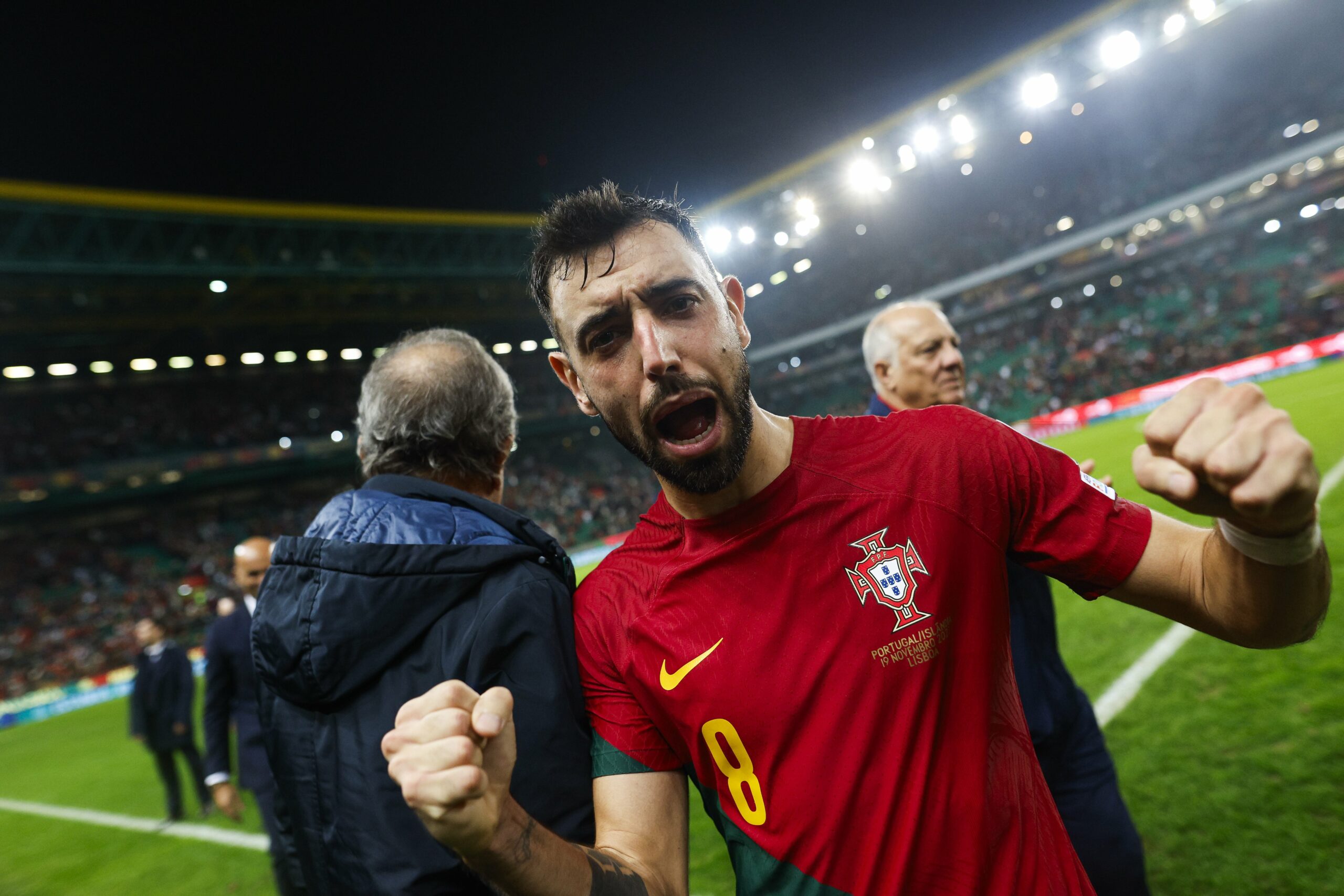 Guedes e Bruno Fernandes decidem Portugal-Chile; Neves e Conceição assistiram; Leão foi expulso