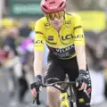 Jonas Vingegaard é o 1.° lider do Tour 