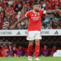 Benfica: Bah, Otamendi, Ríos e Pavlidis titulares