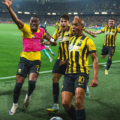 AEK sagra-se campeão grego com golo de João Mário no minuto 93