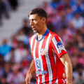 Lenglet é o central escolhido pelo Benfica