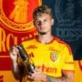 OFICIAL: O 1.º reforço do Lens no ataque à Champions