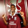 OFICIAL: Aston Villa compra avançado do Chelsea por 75 ME