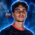 OFICIAL: Estreou-se na I Liga aos 17 anos e reforça baliza do Santa Clara