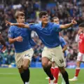Brighton arrasa Arsenal