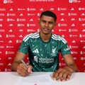 Liverpool garante guarda-redes de 18 anos para 2027 por 33 ME
