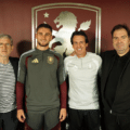 Era o alvo do Benfica para a defesa mas rumou ao Aston Villa por 29 ME