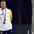 Dirk Kuyt apresentado como interino do Fenerbahçe