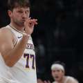 Doncic marca 52; Campeões voltam a perder